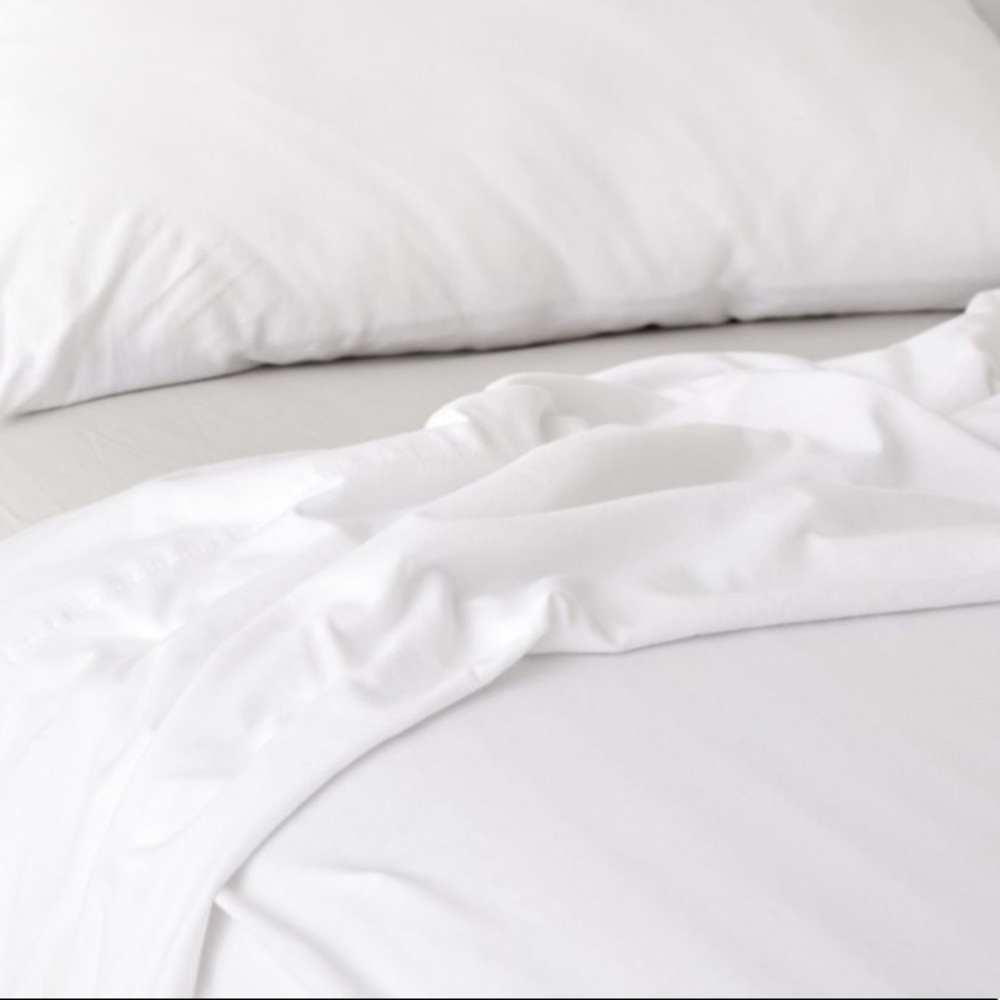 UO T- Shirt Jersey Sheet Set* 100%Cotton* Twin XL